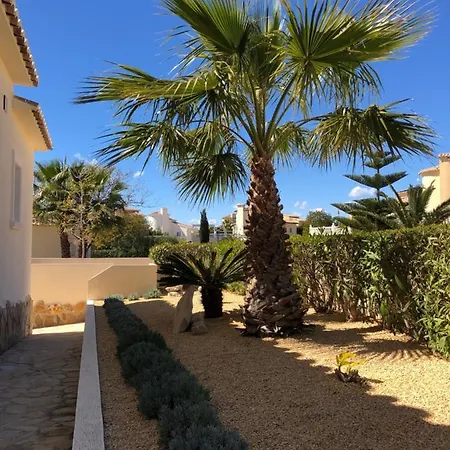 Lirios Boutique Luxury Seaview *